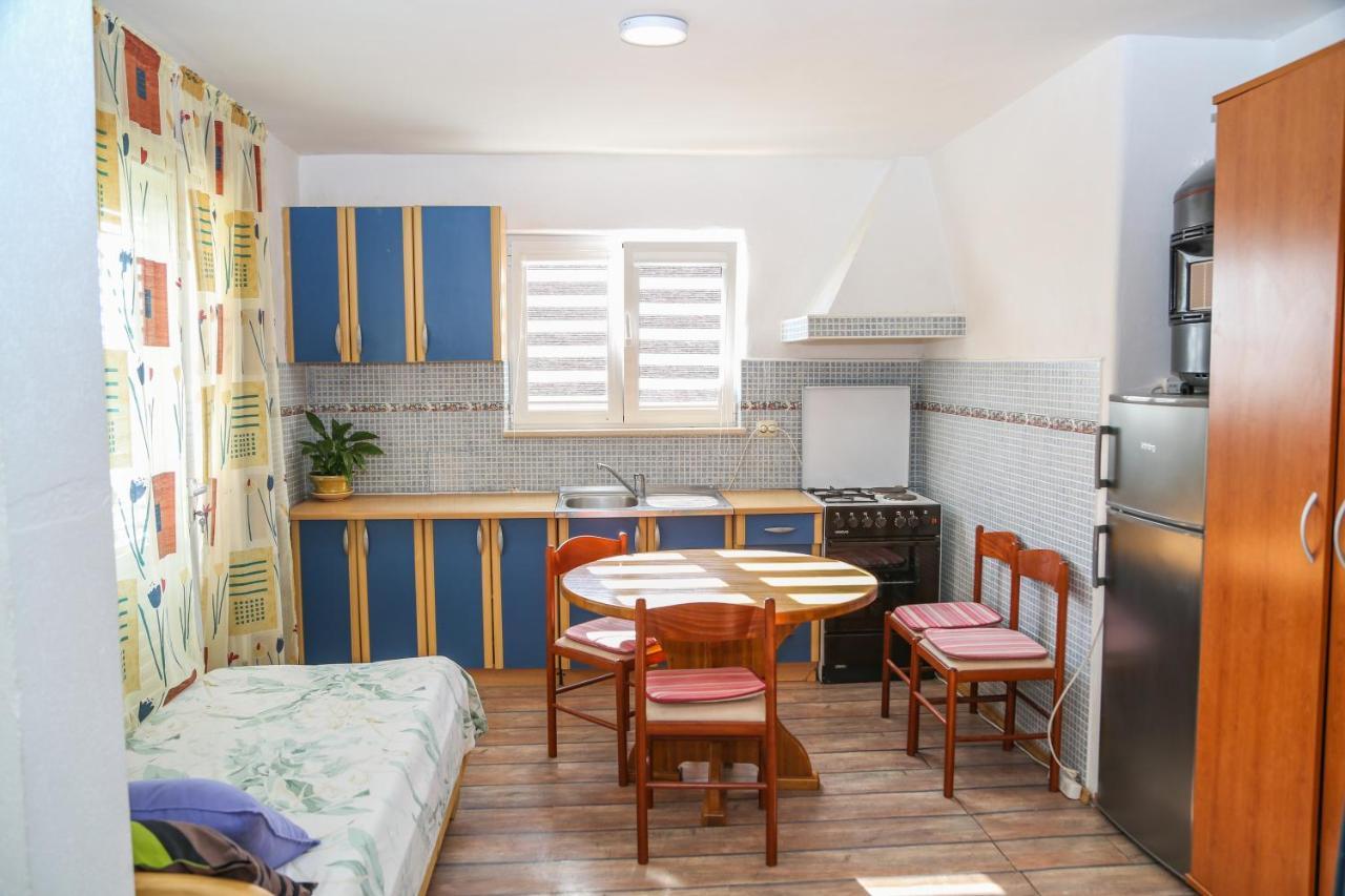 Apartments Butkovic Hvar Town Exterior foto