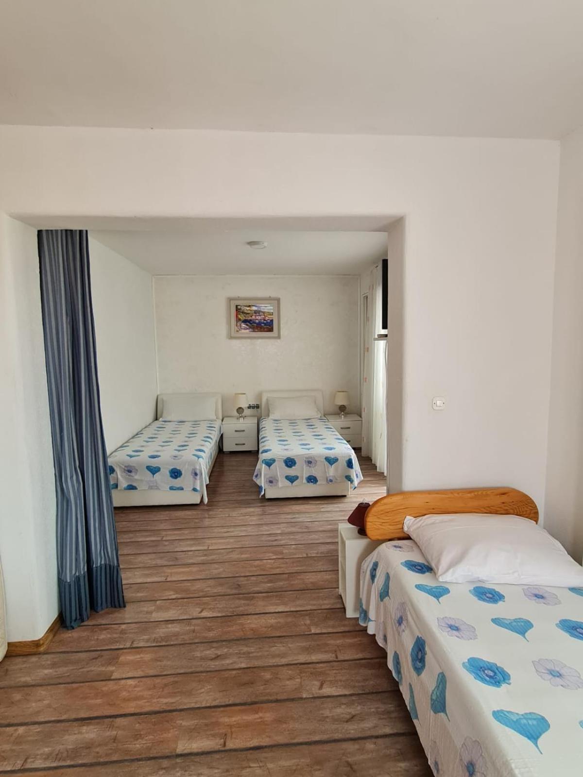 Apartments Butkovic Hvar Town Exterior foto